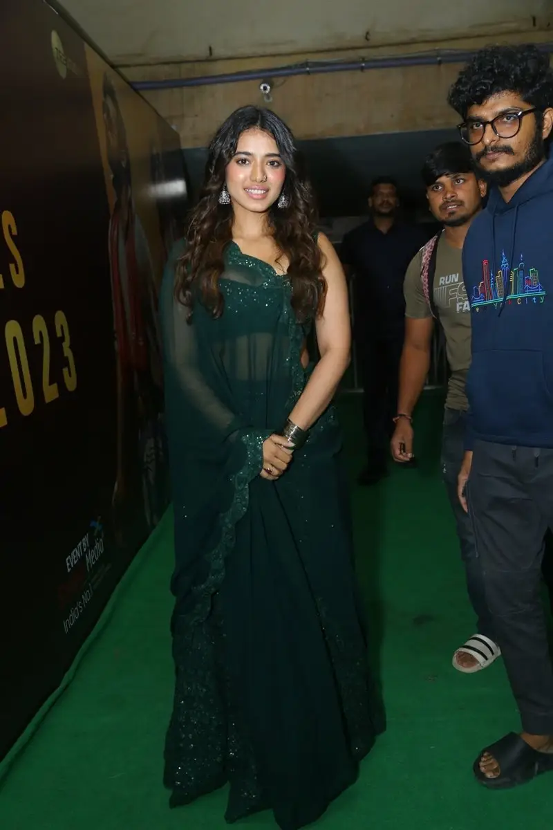 TELUGU ACTRESS KETIKA SHARMA IN GREEN SAREE 5